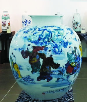 景德镇陶瓷艺术精品展明日落幕(图).jpg