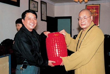 中国佛教协会常务副会长圣辉大和尚